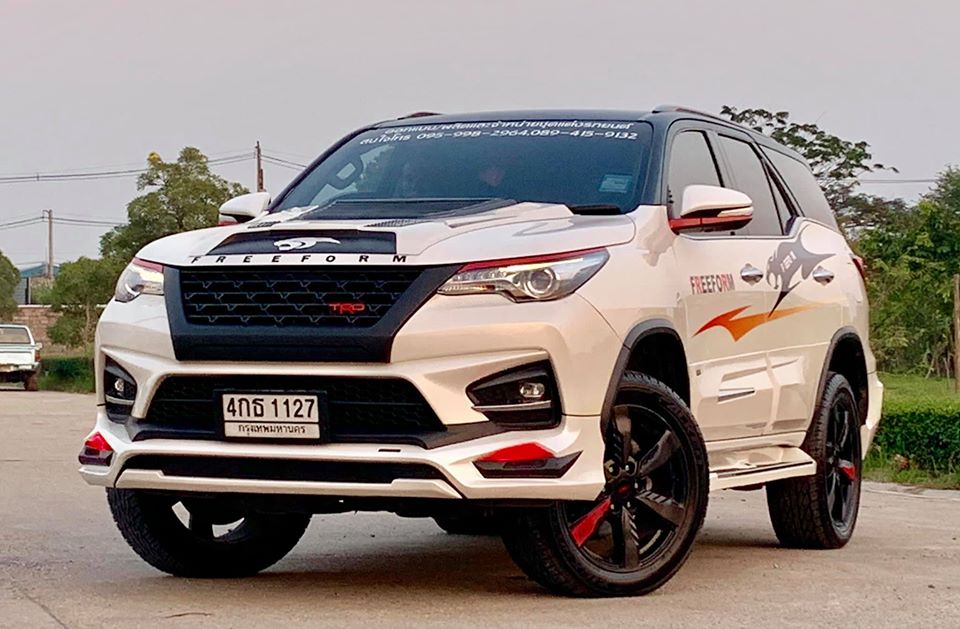 ชุดแต่ง Fortuner 2015-2020 TRD รุ่น Freeform TRD2